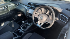 Nissan Qashqai 1.2 DiG-T N-Connecta 5dr Petrol Hatchback